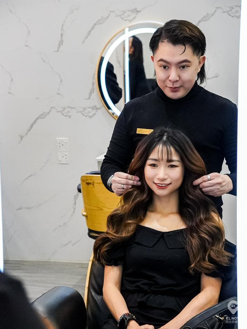 Melcoln Lau, Founder & Master Stylist at Hairdo Hub by Mel, Kuala Lumpur